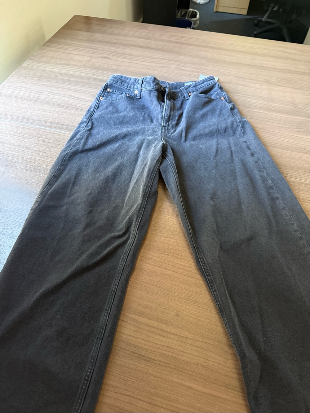 GAP Women's Wide-Leg Flare Jeans in Charcoal